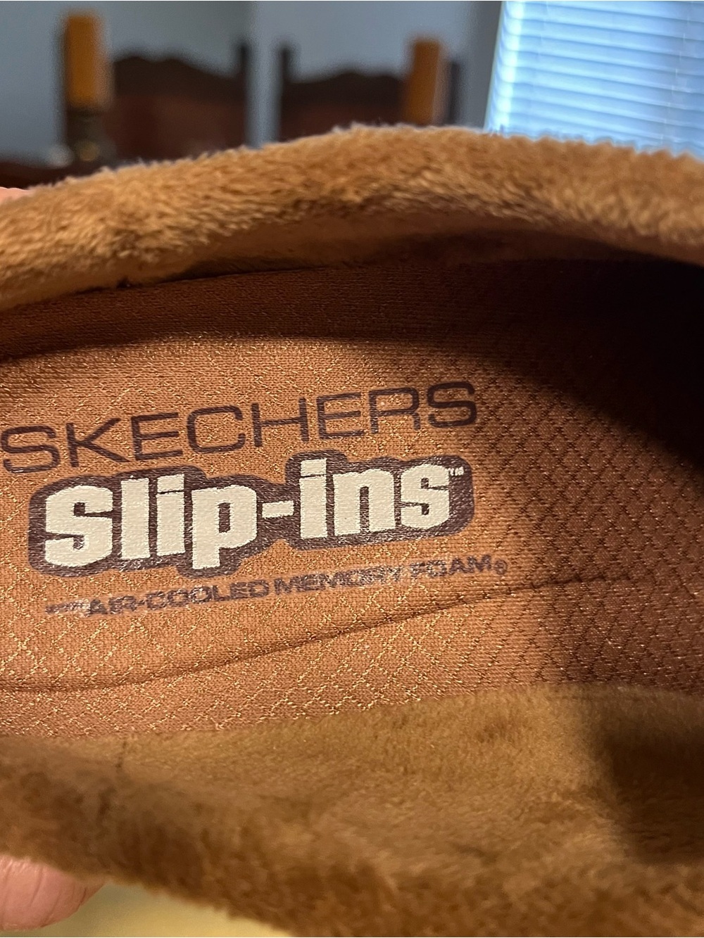NEW Skechers Easy Going Grace Womens Sz 8 Tan Suede Slip-ins Trimmed Clogs Mules - Picture 9 of 9